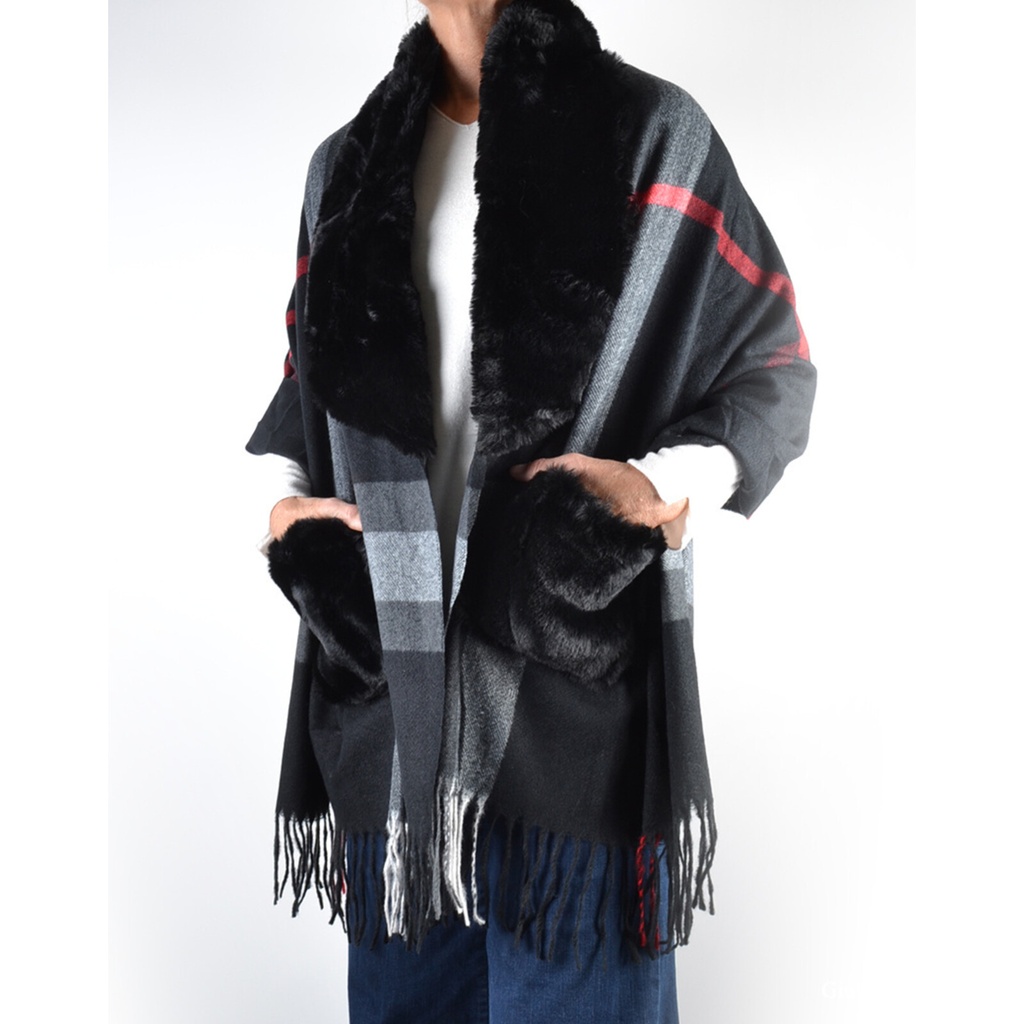 Poncho/ sjaal met nepbont | 700248 (Zwart)