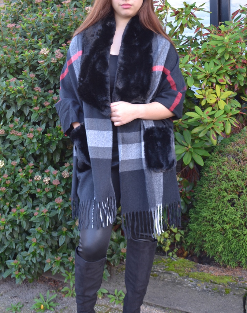 Poncho/ sjaal met nepbont | 700248 (Zwart)